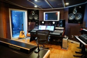 Loa sub điện có thể sử dụng trong phòng thu âm không?| Audiohifi 1